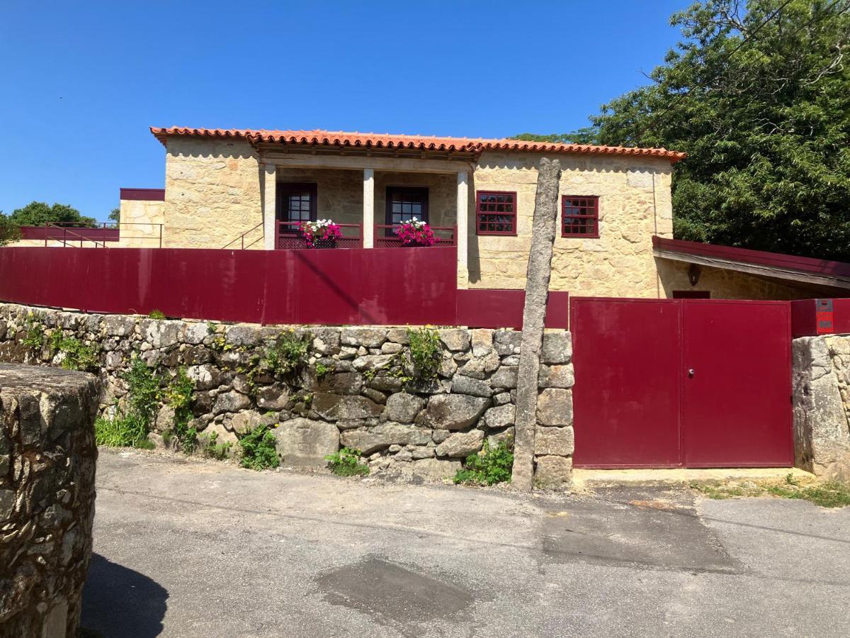 Casa Do Cruzeiro Do Outeiro -Comfort And Tradition Ponte de Lima Luaran gambar